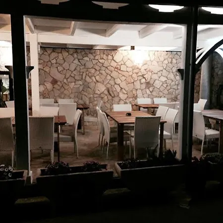 Terra D'acqua & מלון